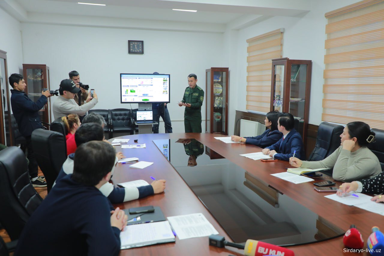 Сирдарё вилояти божхона бошқармасида матбуот анжумани ўтказилди